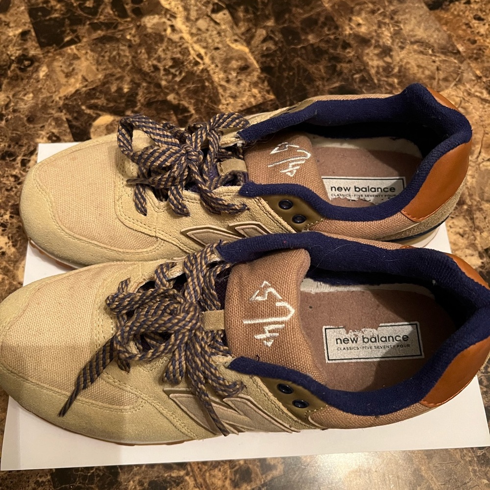 New Balance - Picture 3 of 6